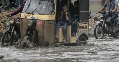 Death toll rises after Pakistan hit by flash floods and heavy rains