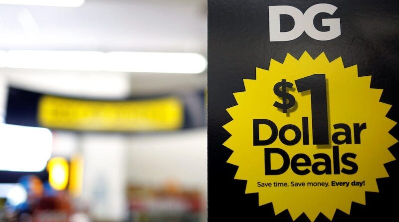 Dollar General's sales are climbing as higher-income shoppers opt for cheaper deals
