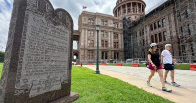 Faith leaders challenge Texas law requiring Ten Commandments in classrooms