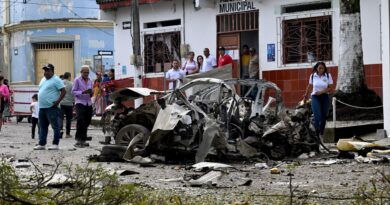 Four killed in wave of bomb, gun attacks across southwest Colombia