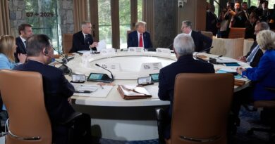 G7 leaders push Trump on trade as talks continue