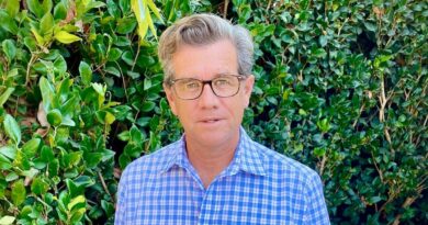 I was a middle manager for 30 years, and I still think companies are right to eliminate those roles. Here's why.