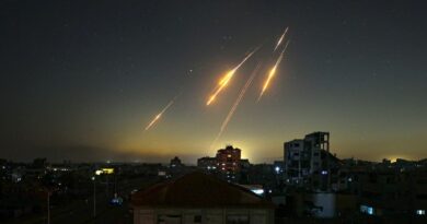 Israel warns 'Tehran will burn' after wave of missile fire
