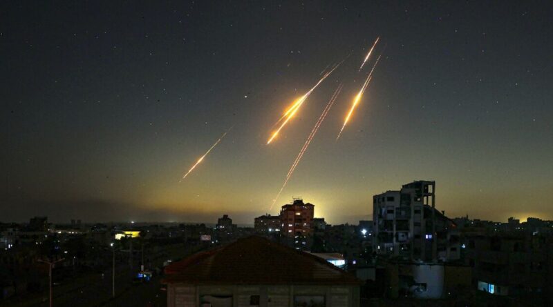 Israel warns 'Tehran will burn' after wave of missile fire