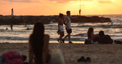 Israelis eager to regain carefree life after ceasefire announcement