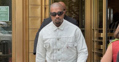 Kanye West can now return to the Diddy trial and actually get a seat in the courtroom