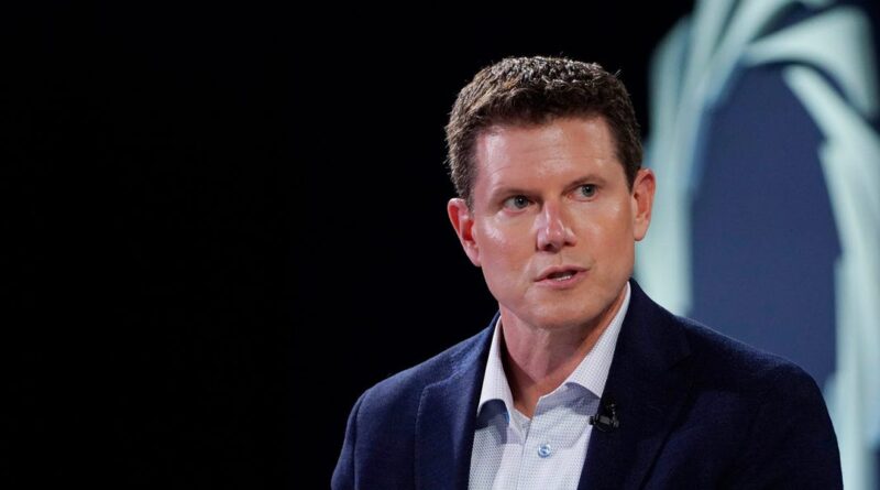 Leaked memo reveals new leaders reorganizing Amazon's grocery business and integrating Whole Foods