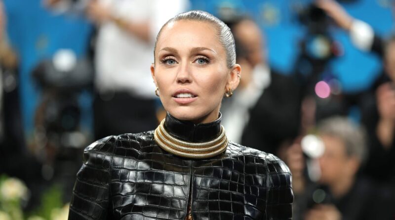 Miley Cyrus says getting older changed how she sees her parents