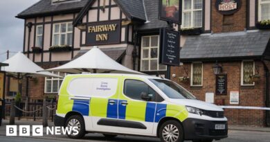Murder inquiry launched as teenager dies in New Moston
