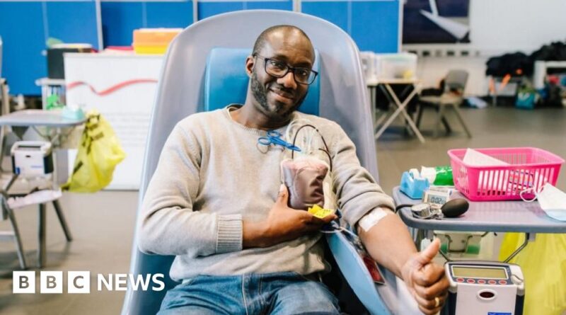 NHS calls for 200,000 new blood donors as supplies run low
