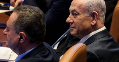 Netanyahu survives opposition bid to dissolve parliament