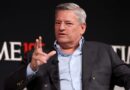 Netflix should embrace short-form video and take on YouTube, a Wall Street analyst says