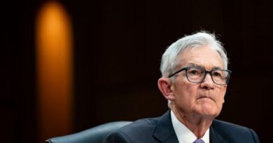 New economic data has reignited Trump's fight with the Fed over cutting interest rates