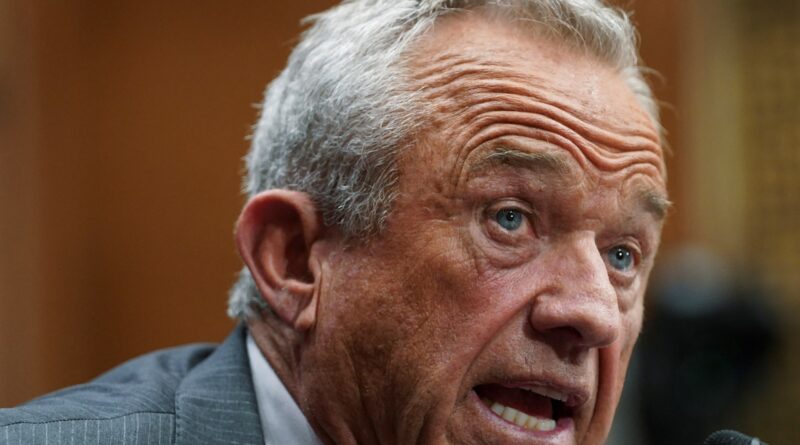 Robert Kennedy Jr expels all 17 members of CDC vaccine panel