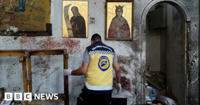 Suicide bombing at Damascus church kills 20, authorities say