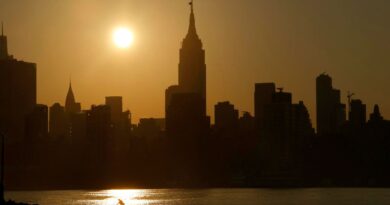 Summer’s First Heat Wave: High Temps Blister The Midwest, Head East