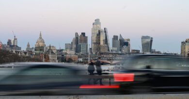 The world's richest people used to flock to the UK. Now, it's bleeding millionaires at a record rate.