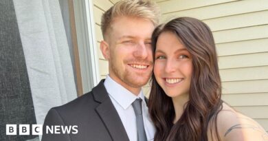 Tinder new height filter: 'It doesn't matter that my boyfriend is 5ft 6in"'