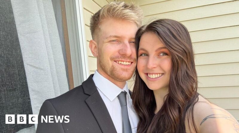 Tinder new height filter: 'It doesn't matter that my boyfriend is 5ft 6in"'