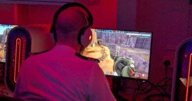 UK sailors convinced the Royal Navy to get a computer room on its newest aircraft carrier for esports and video games