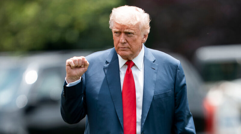 U.S. Court Agrees to Keep Trump Tariffs Intact as Appeal Gets Underway