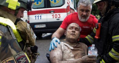 Ukraine says latest POWs swap with Russia to go ahead after duelling words