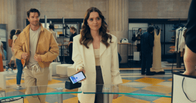 Venmo introduces new debit card benefits and payment options as rival Cash App struggles | TechCrunch
