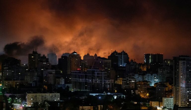 Fire and smoke are seen in the city after a Russian drone strike, amid Russia's attack on Ukraine, in Kyiv, Ukraine June 10, 2025. REUTERS/Gleb Garanich