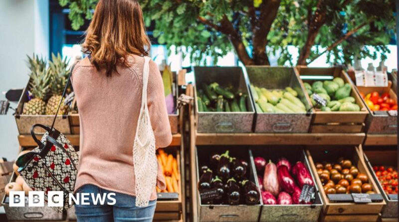 'Dismal' month for supermarkets pushes down retail sales