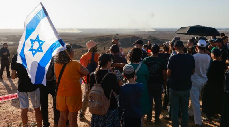 'Ours forever': would-be Israeli settlers march on Gaza