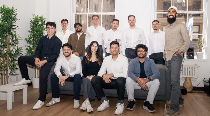 21-year-old MIT dropouts raise $32M at $300M valuation led by Insight | TechCrunch