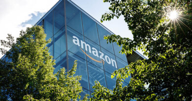 Amazon, AWS, robotics, AI agents
