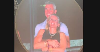 Astronomer CEO resigns after viral 'kiss cam' incident at Coldplay concert