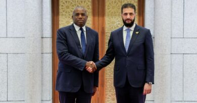 Britain reestablishes full Syria ties as FM visits Damascus