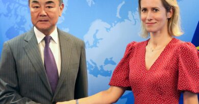 EU presses China over exports of rare earth elements and Ukraine war