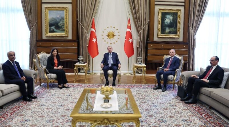 Erdogan, pro-Kurdish MPs meet in 'new phase' of rapprochement