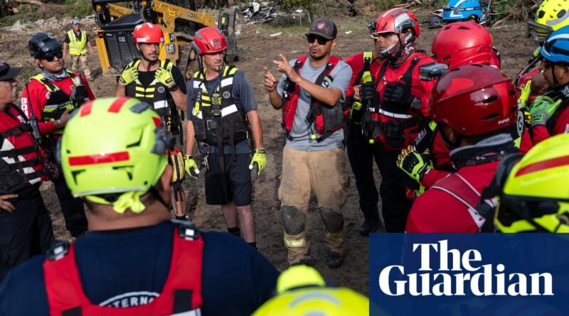 Firefighters from Mexico aid Texas flood search and rescue: ‘There are no borders’