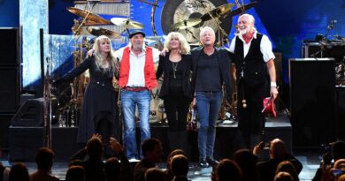 Fleetwood Mac’s Song Hits A New All-Time High Nearly 50 Years After Its Release