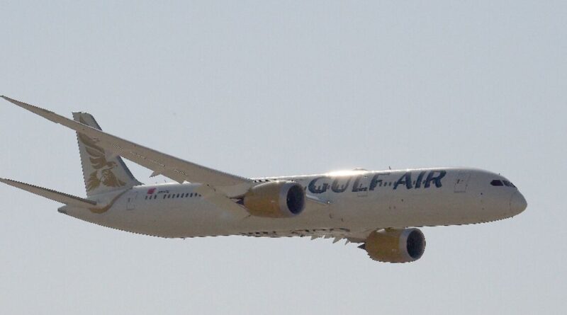 Gulf Air orders 12 Boeing 787 Dreamliners