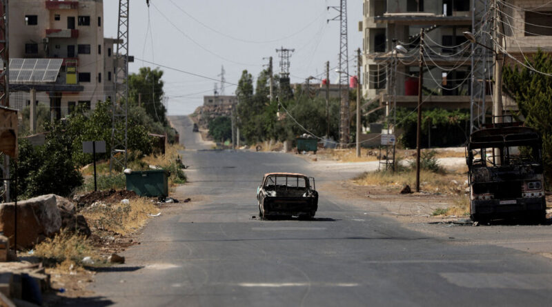 How Syrian attackers killed: One hand on the gun, another on the camera