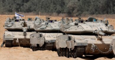Israel expands campaign in Gaza ahead of Netanyahu's US visit