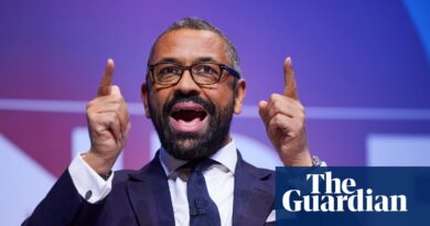 James Cleverly to return as Kemi Badenoch reshuffles Tory frontbench
