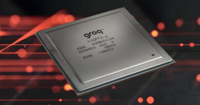 A close-up look at Groq's LPU chip
