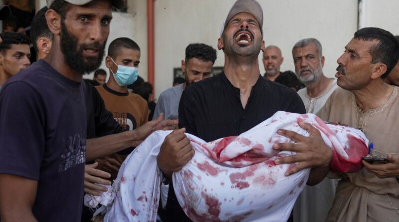Photos: Israelis kill Palestinian children near water distribution point