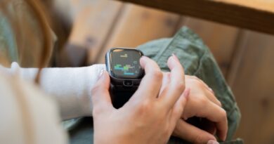 Pinwheel introduces a smartwatch for kids that includes an AI chatbot | TechCrunch