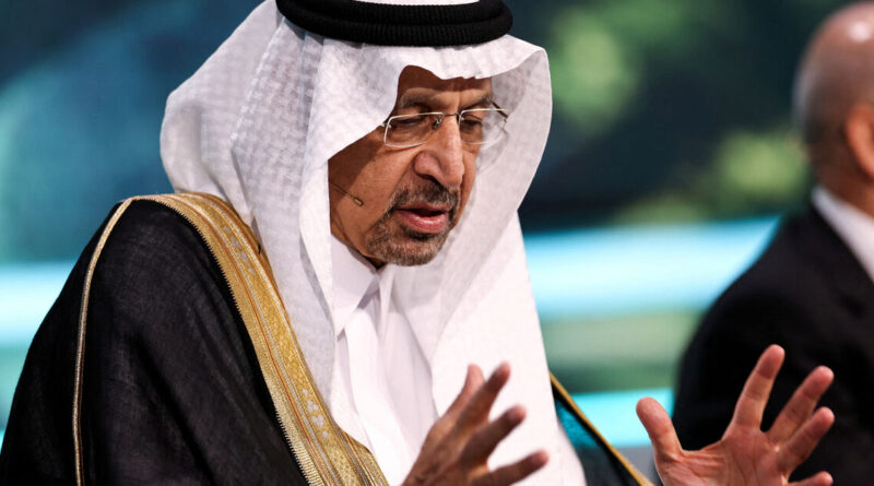 Saudi business delegation arrives in Syria; deals worth $4 billion to $6 billion seen being signed