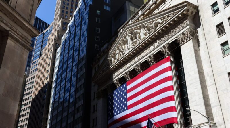 Stocks hit fresh all-time highs as strong earnings continue to power market rally