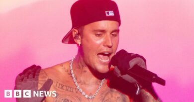 Swag: Justin Bieber drops new surprise album
