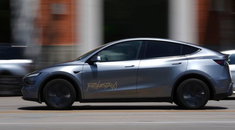 Tesla makes moves to expand robotaxis in the Bay Area and Phoenix