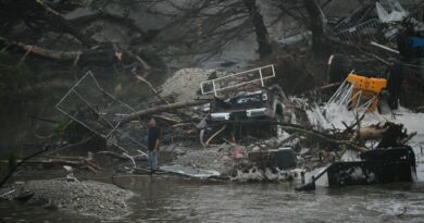 Texas flash flood claims at least 27 lives